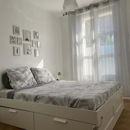 Moderne Et Cosy , 5 Min De La Gare De Rer D , Remise Des Cles En Main Propre Apartment *